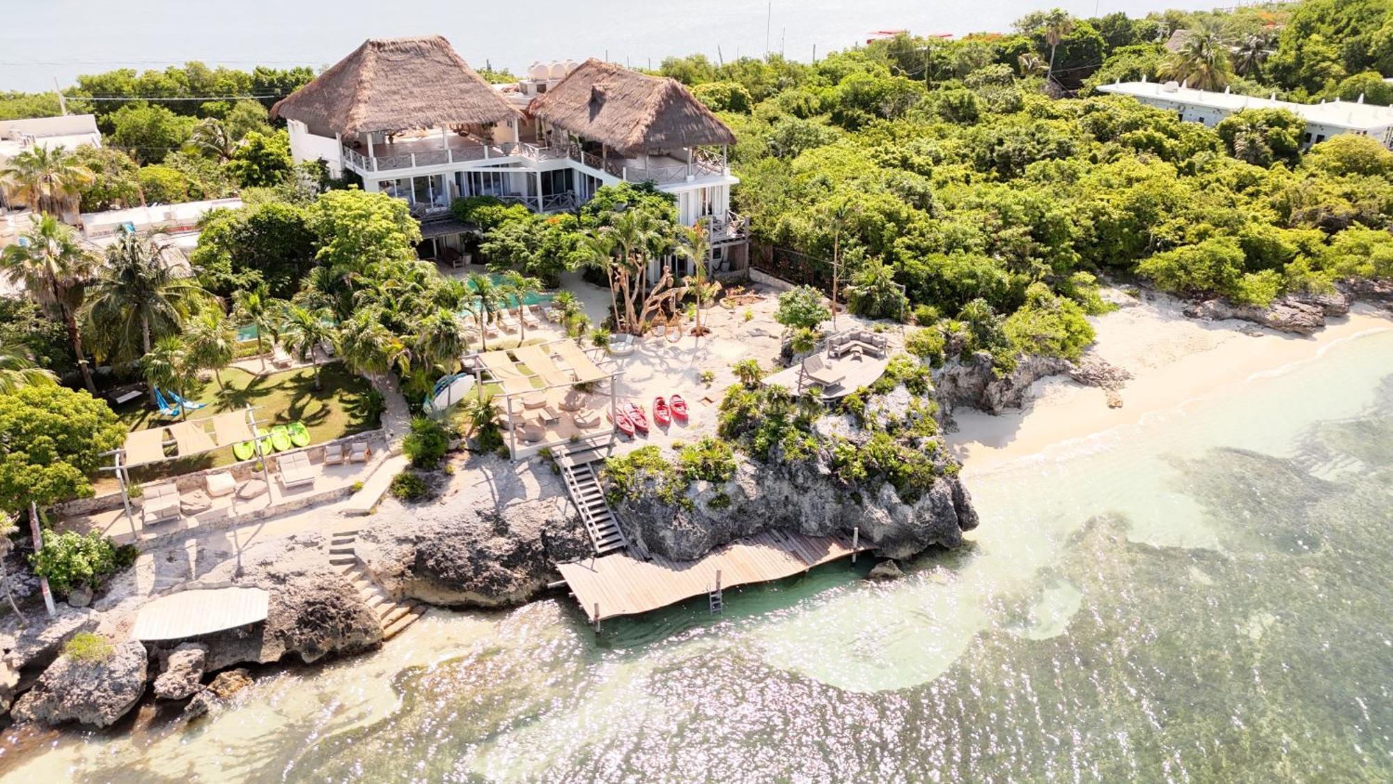 Casa Coco By Coco B Isla Hotel Isla Mujeres Exterior photo
